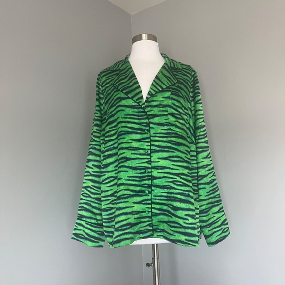 Savage x Fenty Rhianna Animal Print Green Zebra Silky Pajama Blazer Top 2X - Picture 10 of 14